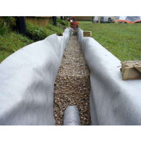 Geotekstil keçə Komiteks Rusiya 150 gr/m² 2x100 m Geotekstil keçə Komiteks Rusiya 150 gr/m² 2x100 m
